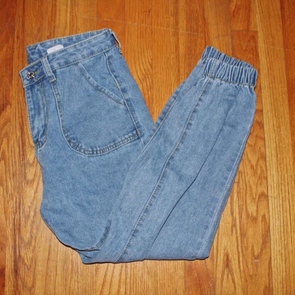 women’s high waisted cuffed mom jeans!!